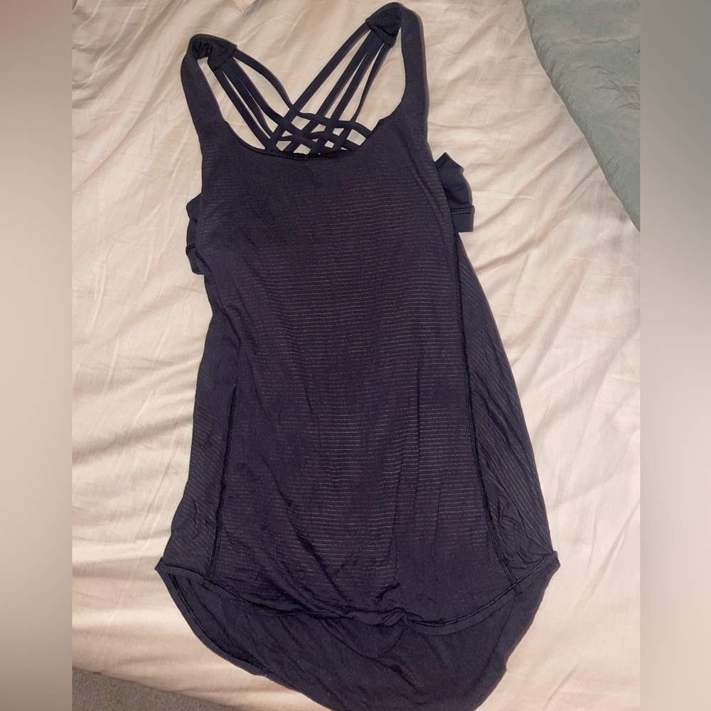Lululemon tank